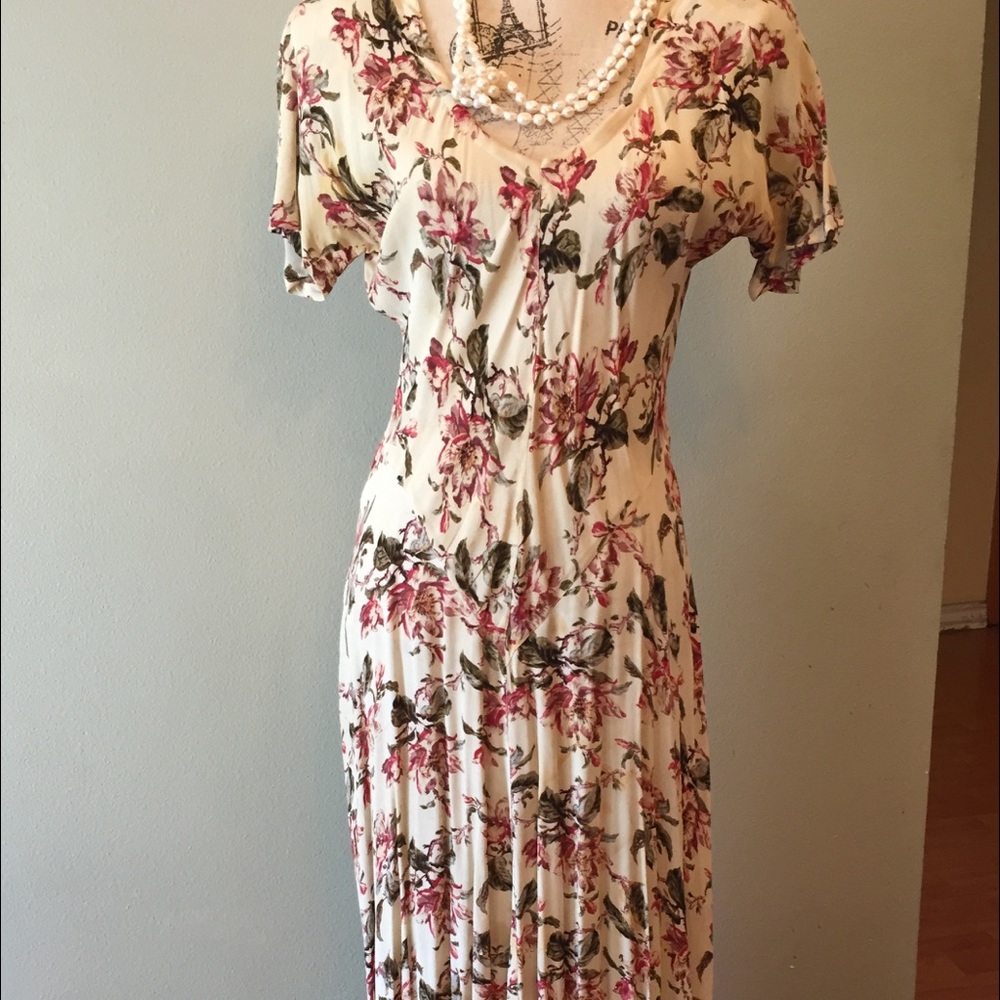 Dress by Nostalgia